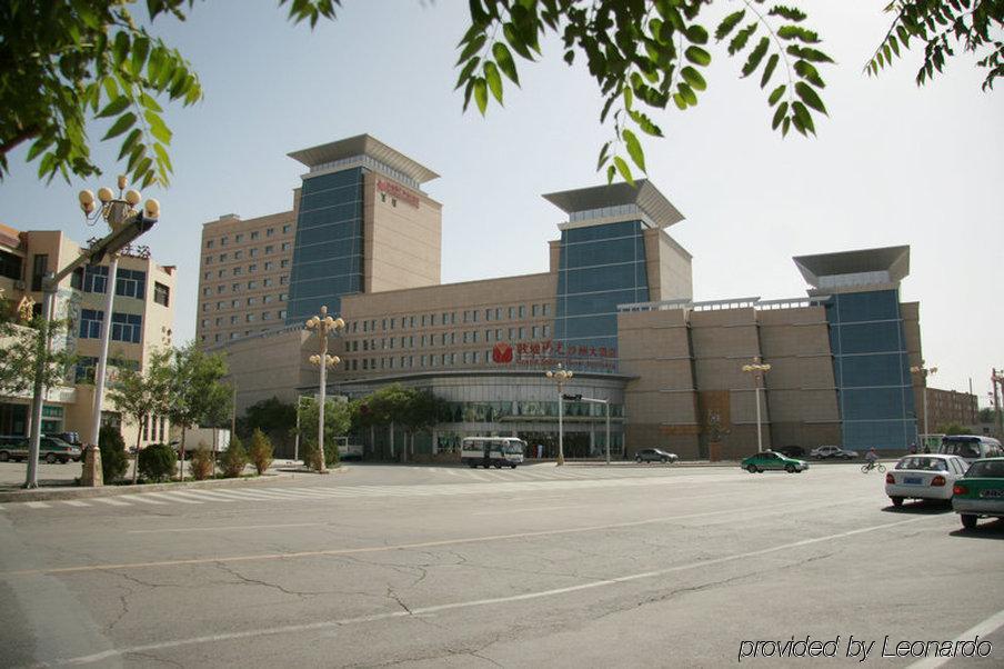 Grand Soluxe Hotel 둔황 외부 사진
