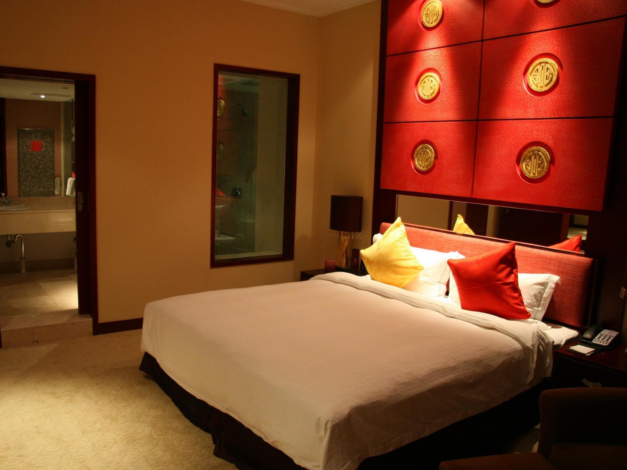 Grand Soluxe Hotel 둔황 외부 사진