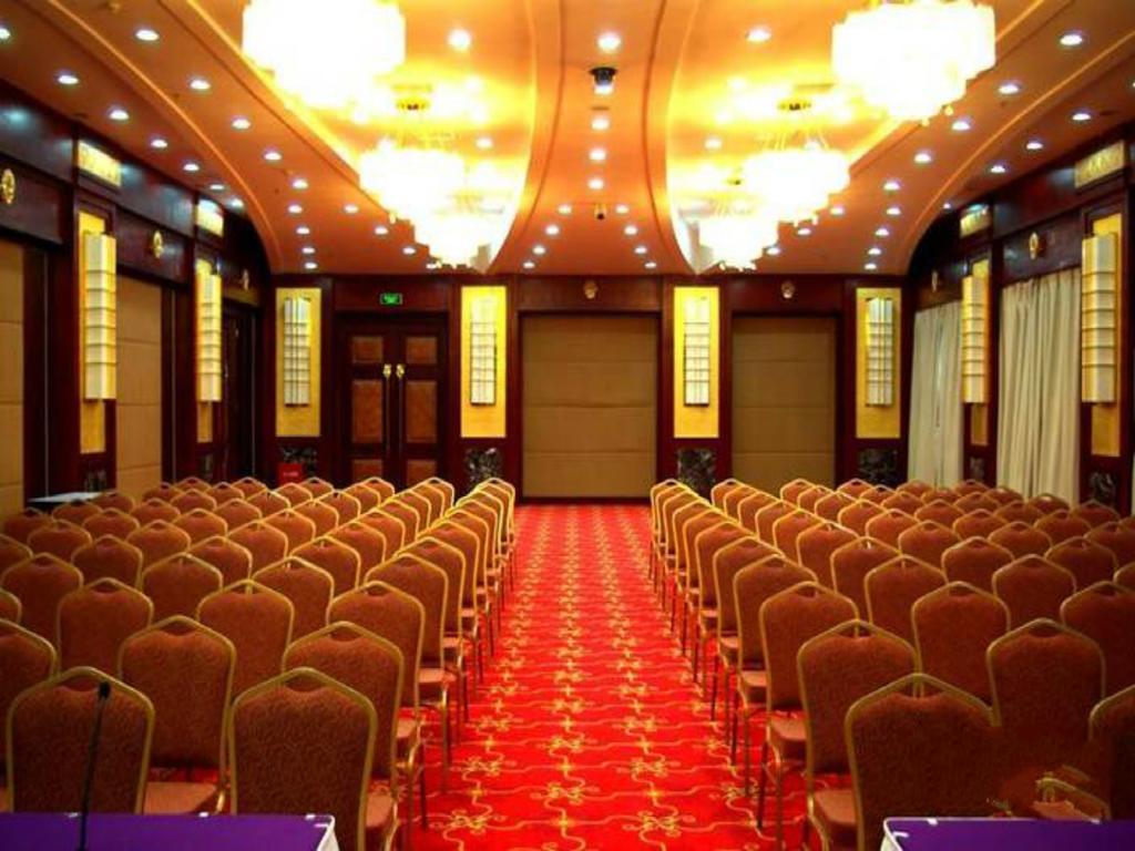 Grand Soluxe Hotel 둔황 외부 사진