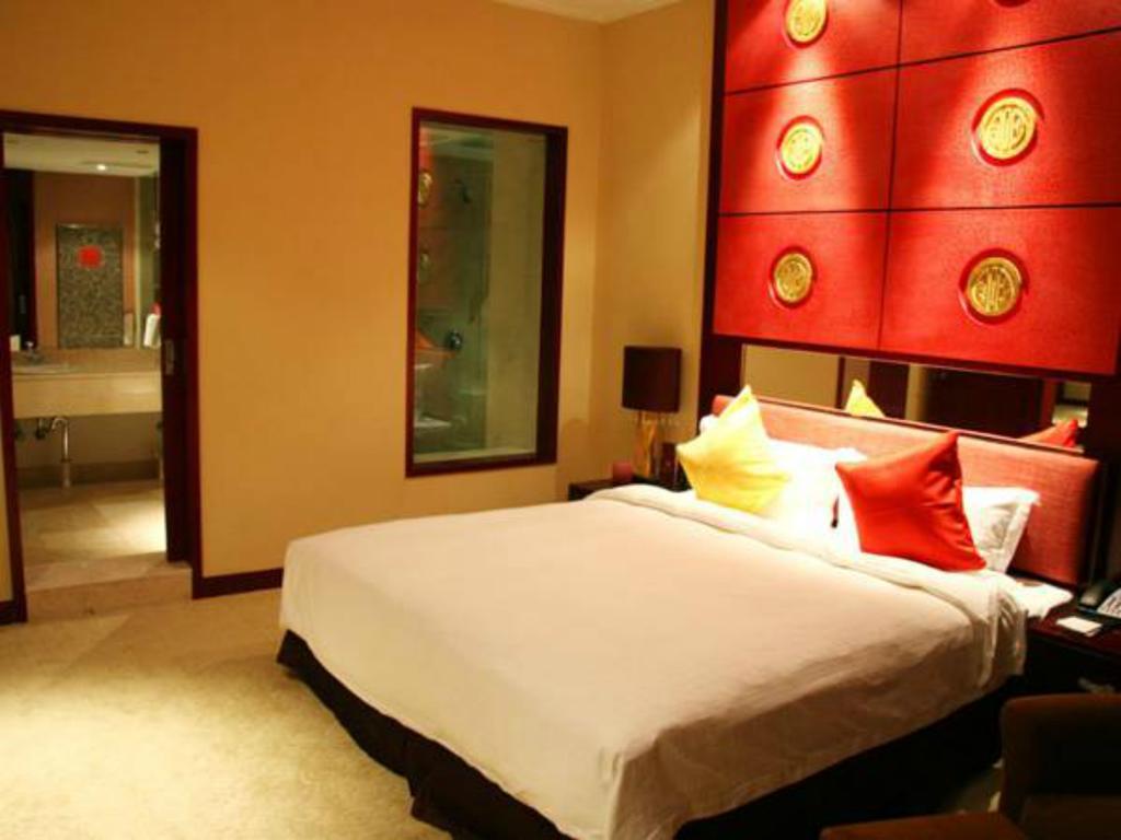 Grand Soluxe Hotel 둔황 외부 사진