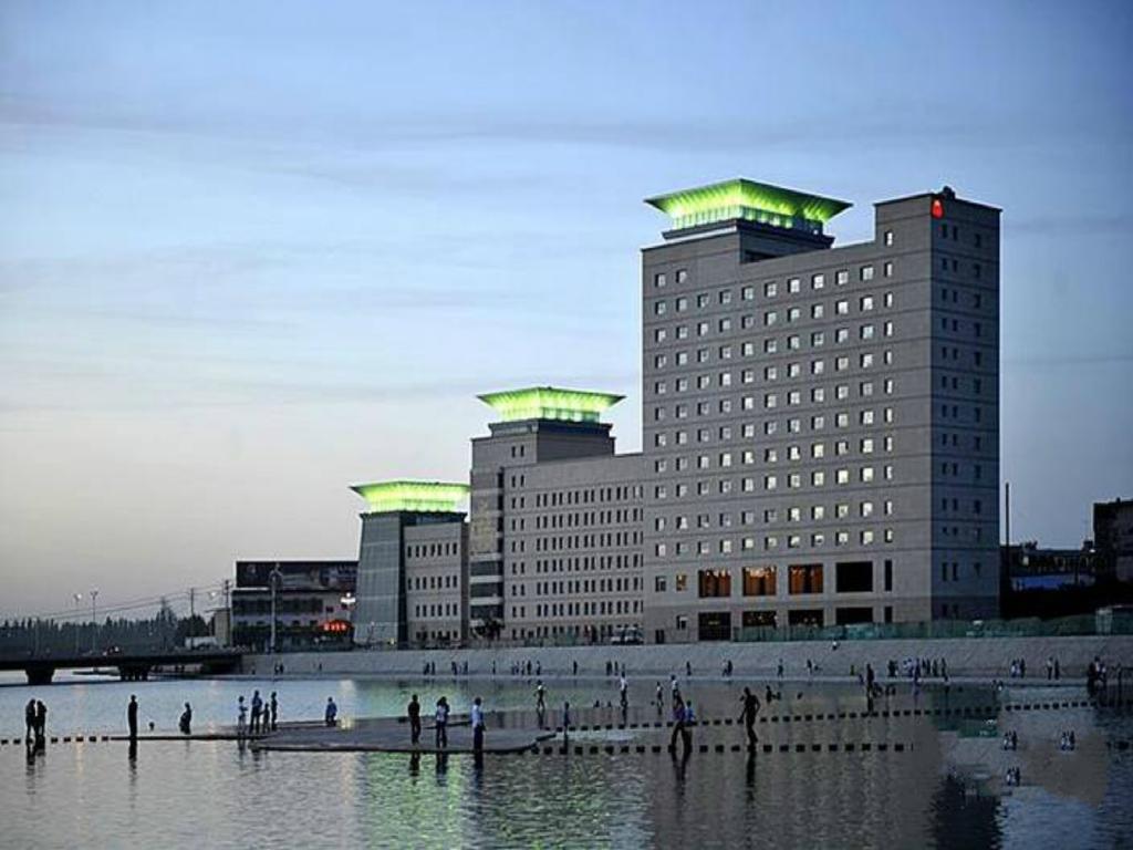 Grand Soluxe Hotel 둔황 외부 사진