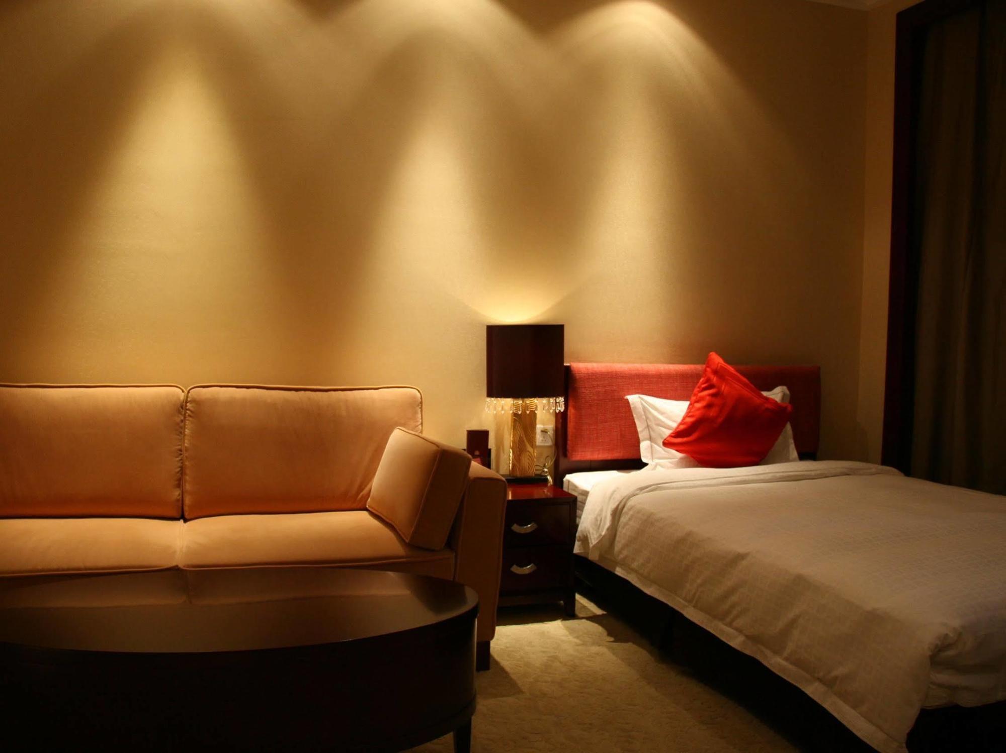 Grand Soluxe Hotel 둔황 외부 사진
